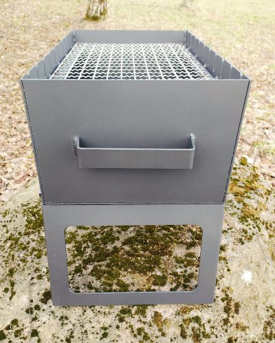 grils-izbraucieniem-kokogles-malka Grils izbraucieniem kokogles malka